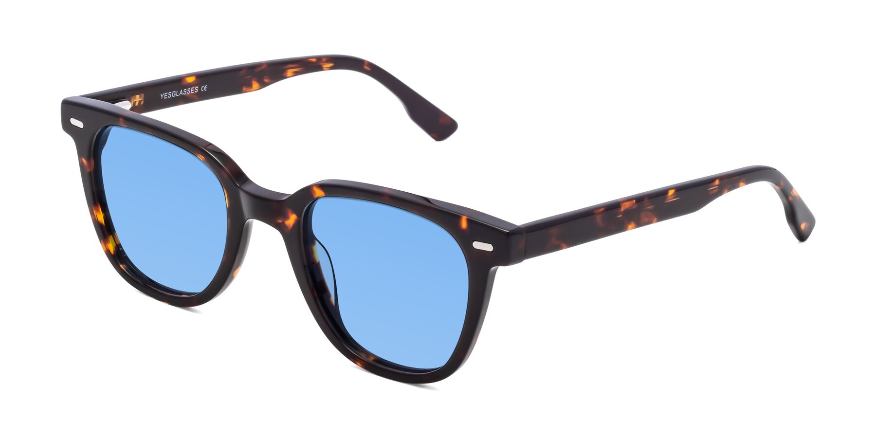 Angle of Beacon in Tortoise with Medium Blue Tinted Lenses