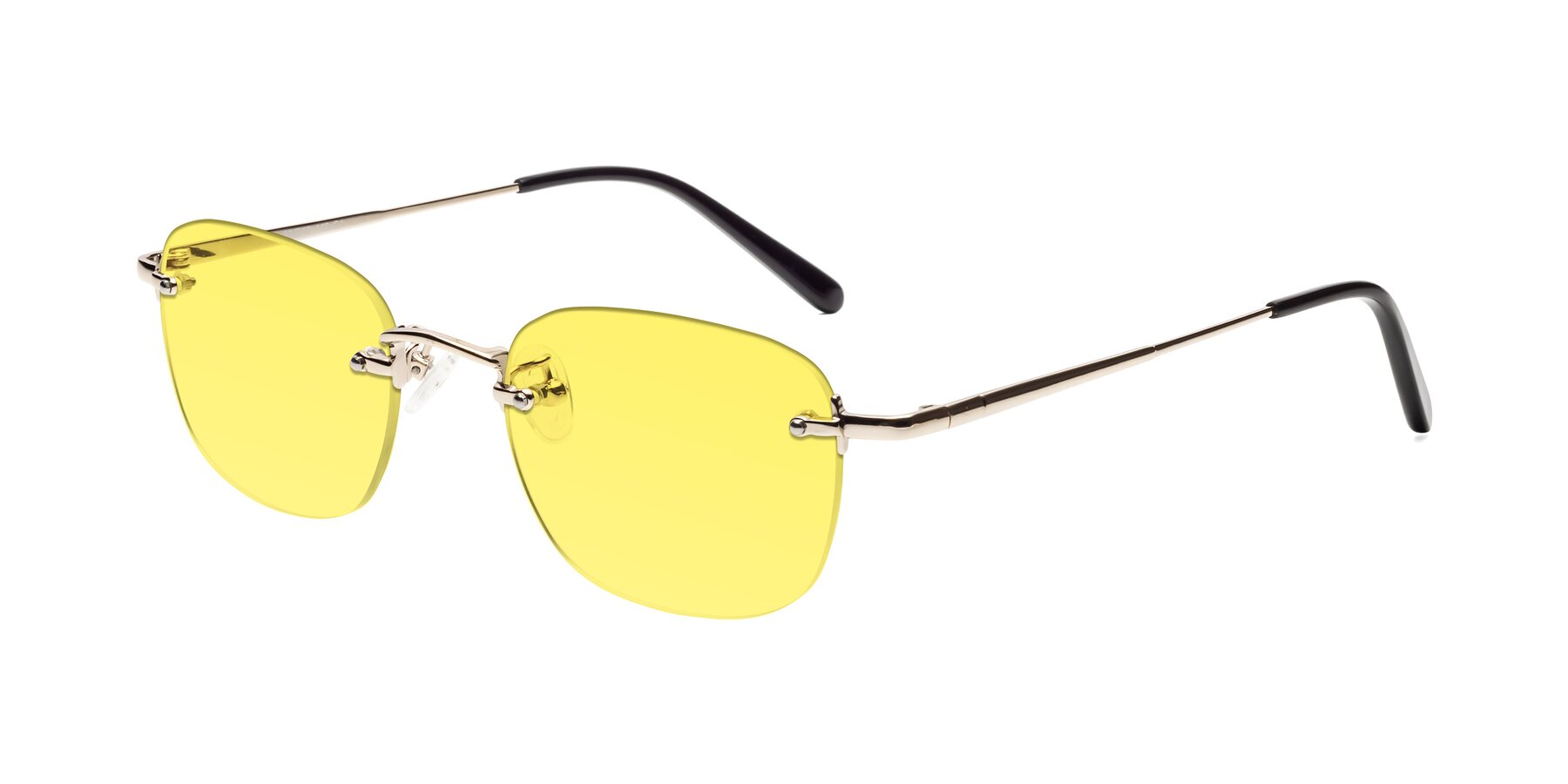 Angle of Leslie in Light Gold with Medium Yellow Tinted Lenses