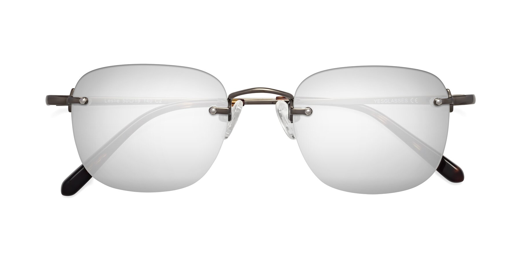Folded Front of Leslie in Gunmetal with Silver Mirrored Lenses