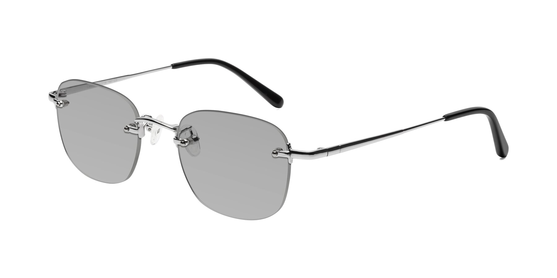 Angle of Leslie in Silver with Light Gray Tinted Lenses