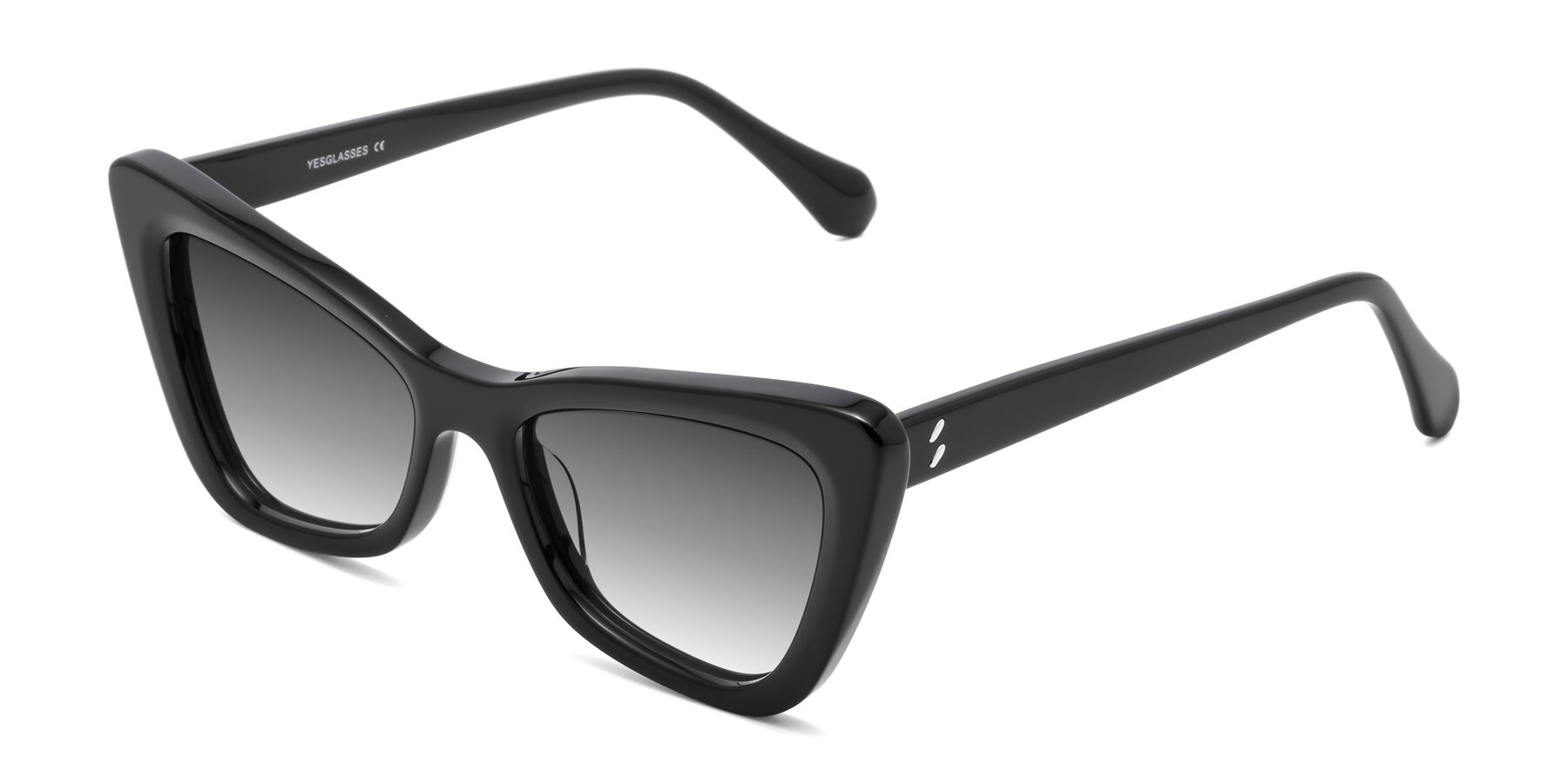Angle of Rua in Black with Gray Gradient Lenses