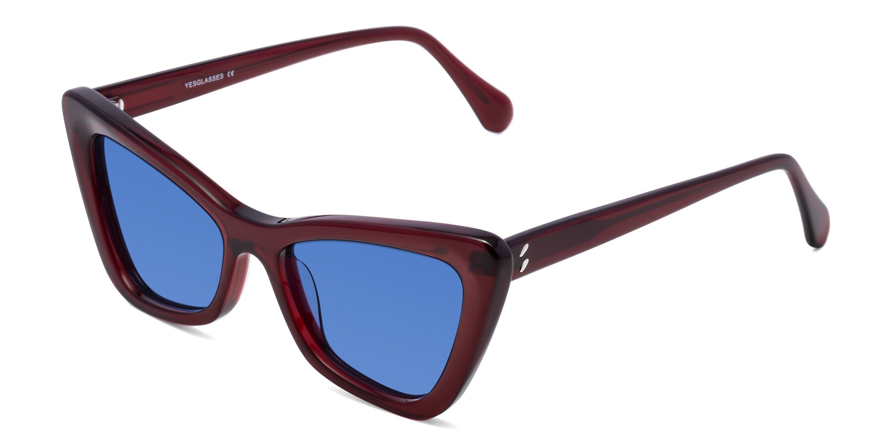 Angle of Rua in Wine with Blue Tinted Lenses