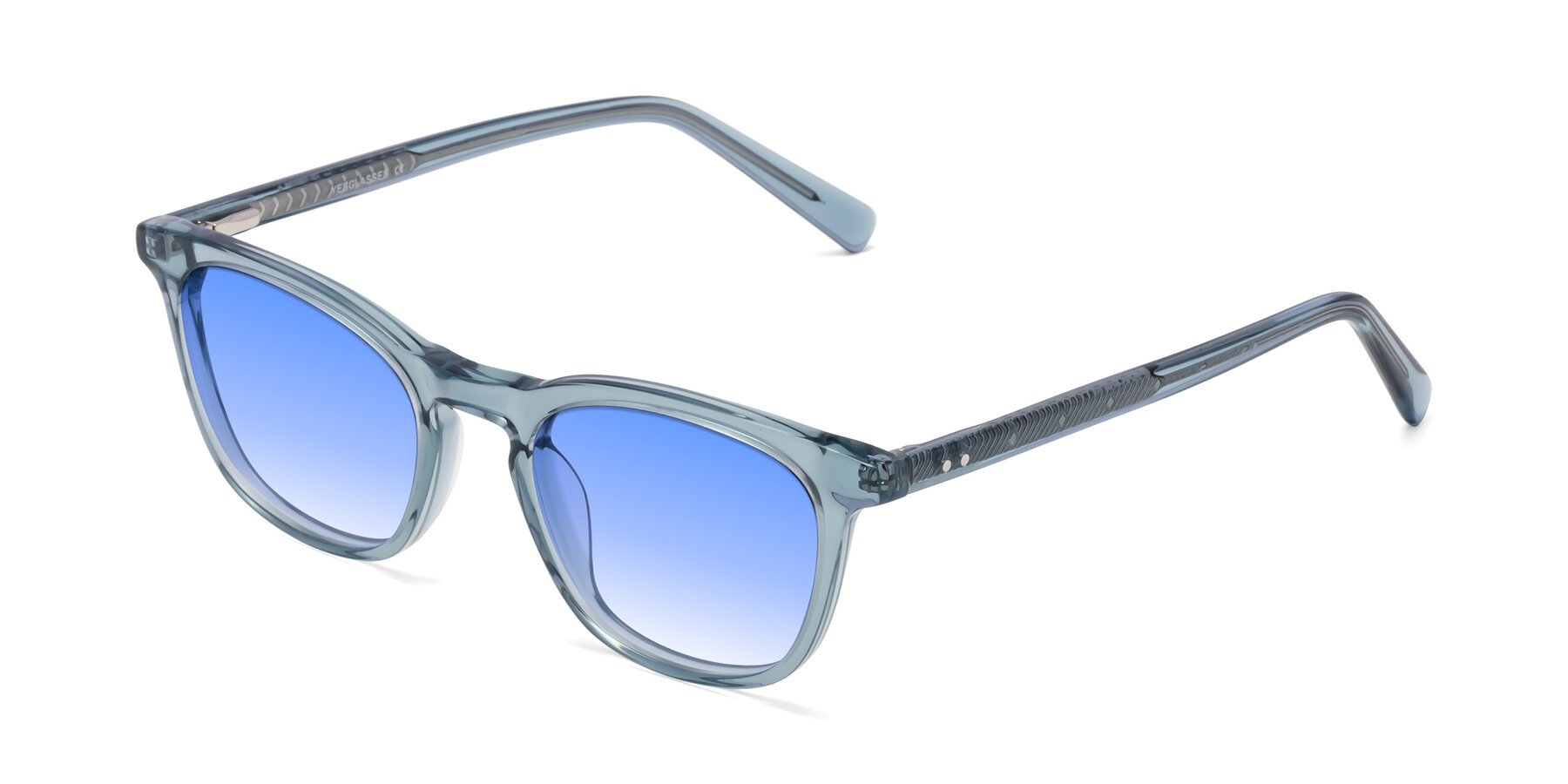 Angle of Loris in Light Blue with Blue Gradient Lenses