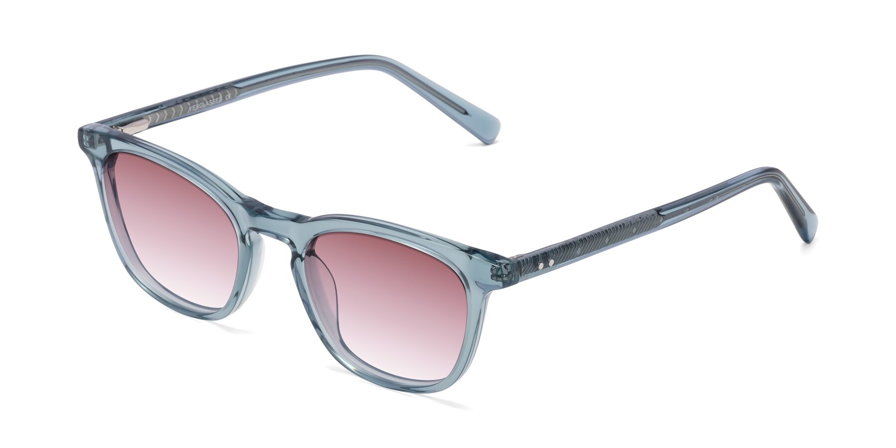 Angle of Loris in Light Blue with Garnet Gradient Lenses