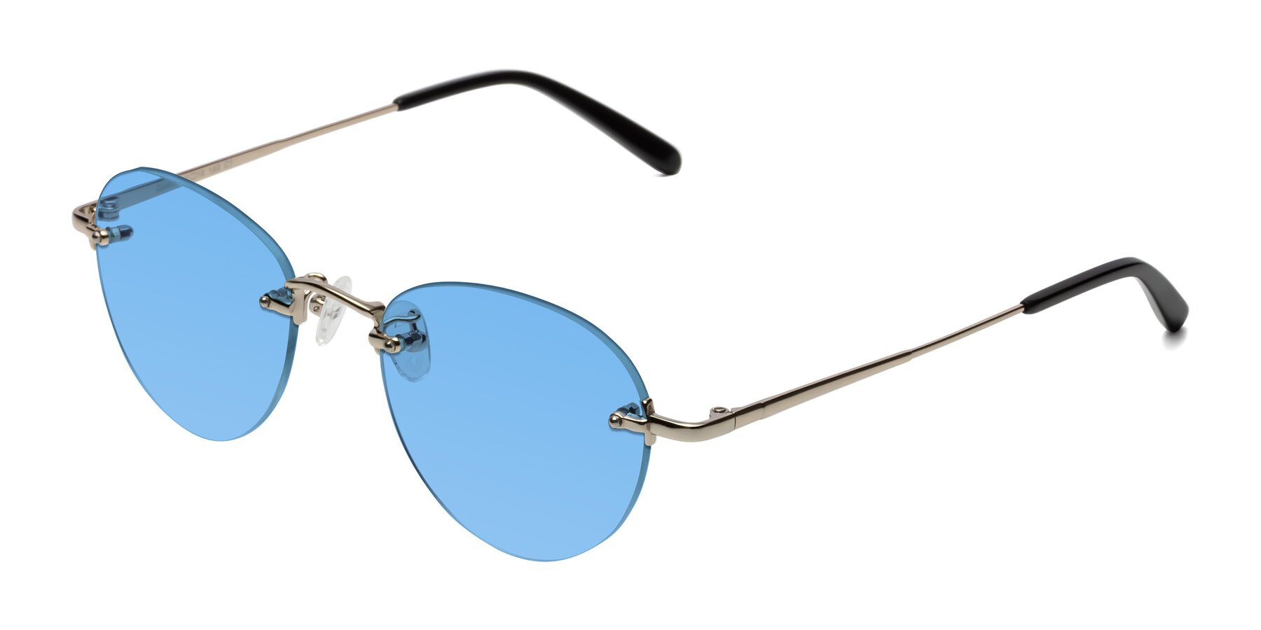 Angle of Quinn in Light Gold with Medium Blue Tinted Lenses
