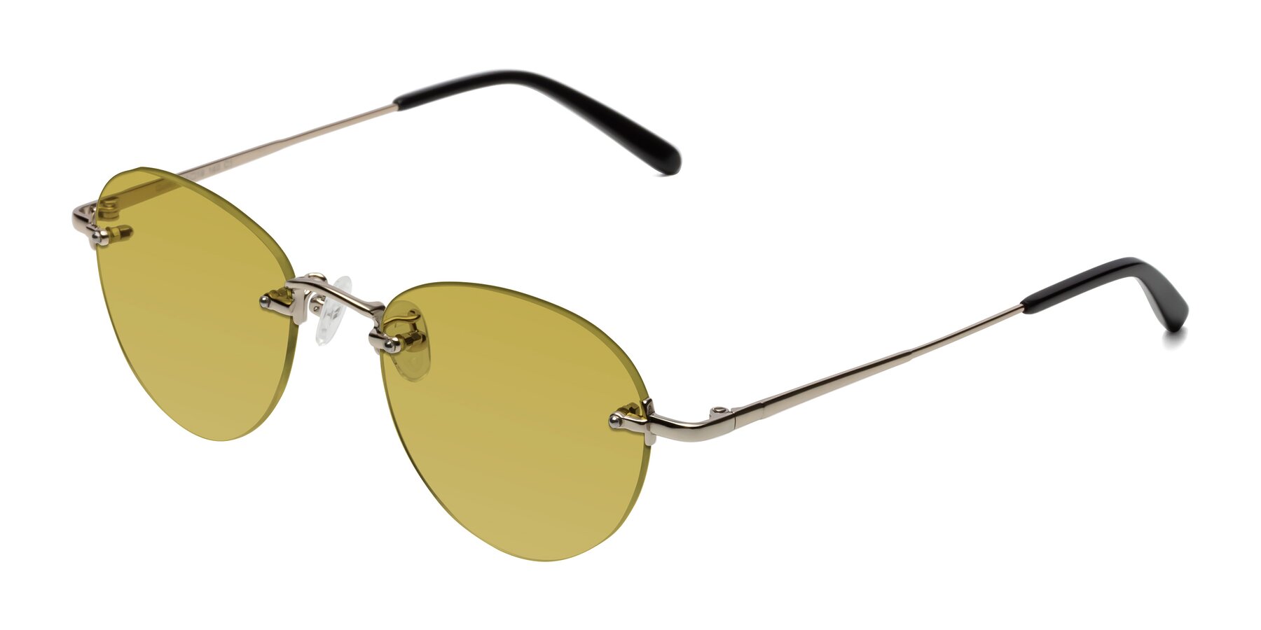 Angle of Quinn in Light Gold with Champagne Tinted Lenses