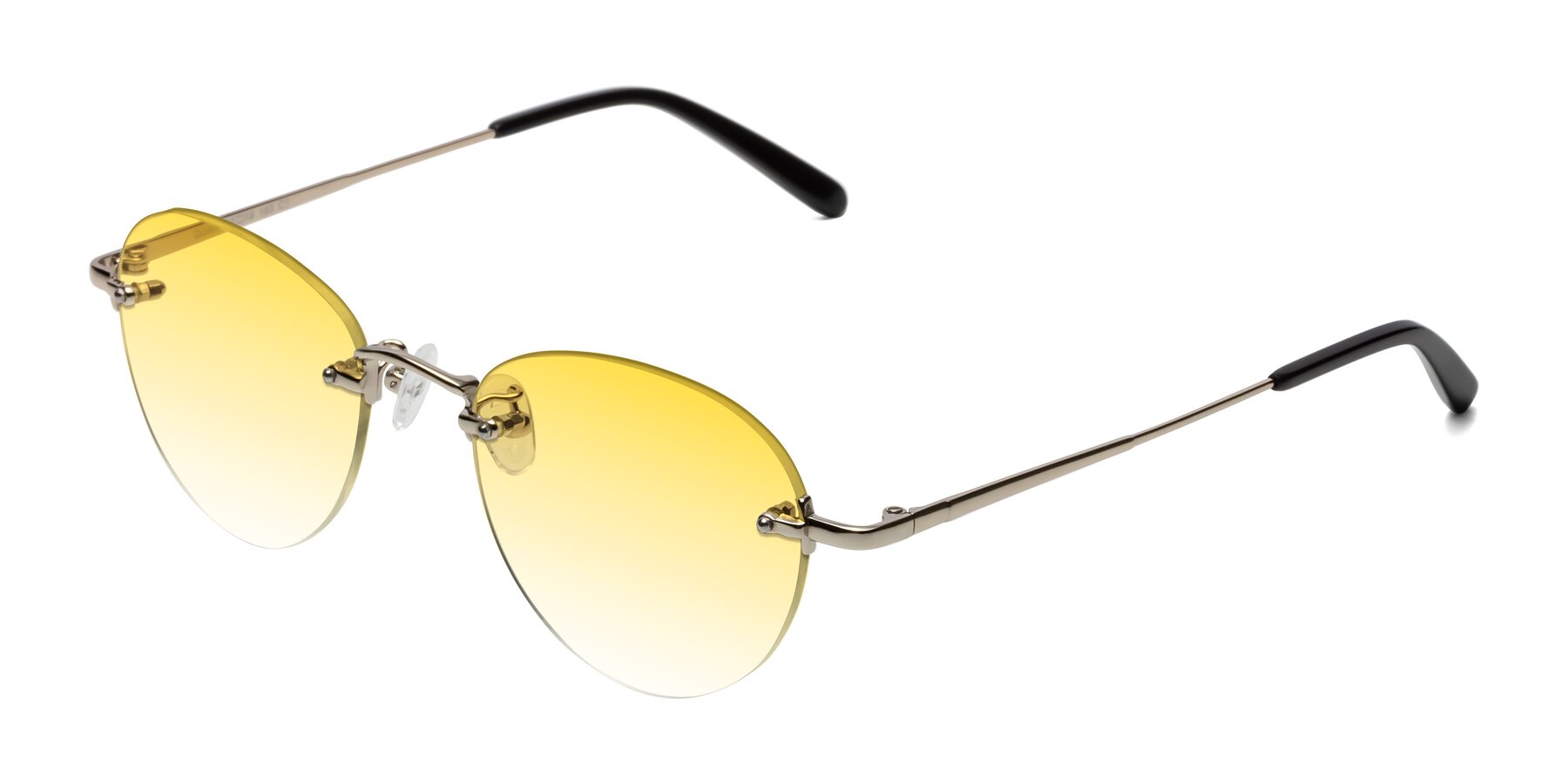 Angle of Quinn in Light Gold with Yellow Gradient Lenses