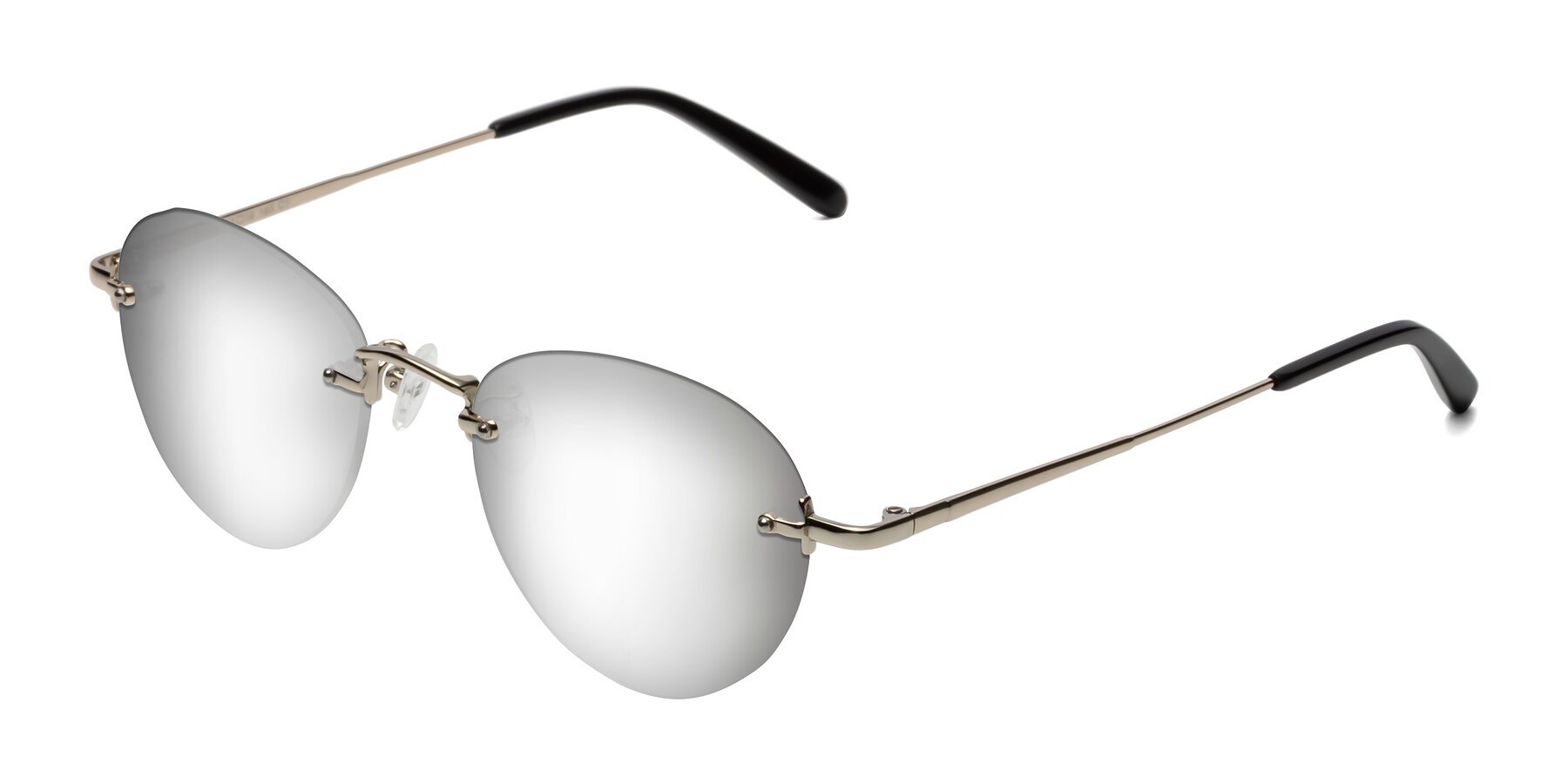 Angle of Quinn in Light Gold with Silver Mirrored Lenses