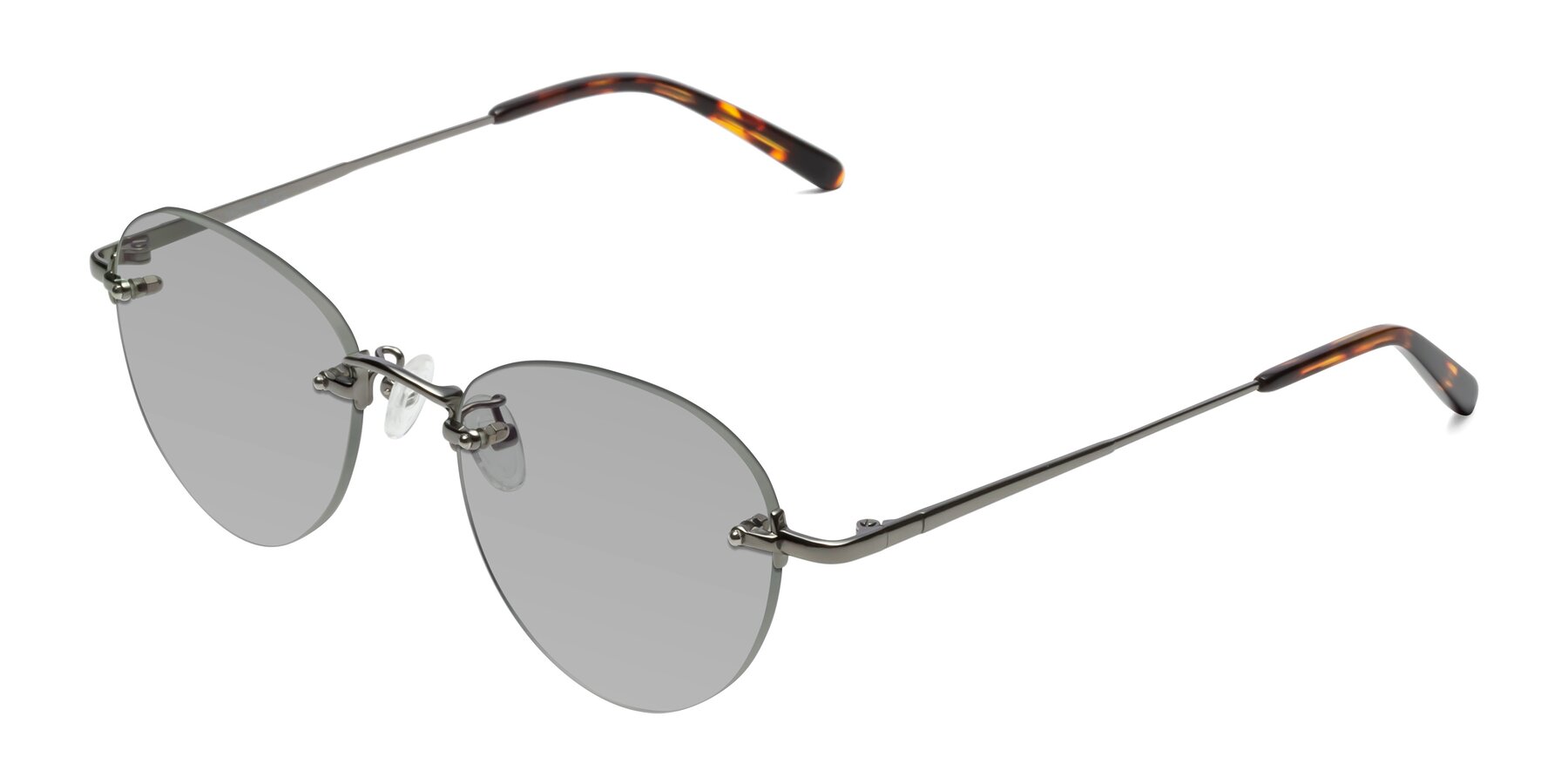 Angle of Quinn in Gunmetal with Light Gray Tinted Lenses