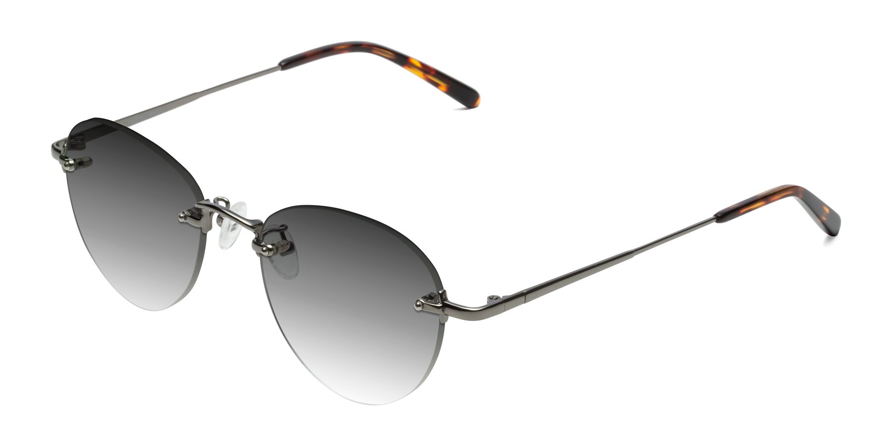Angle of Quinn in Gunmetal with Gray Gradient Lenses