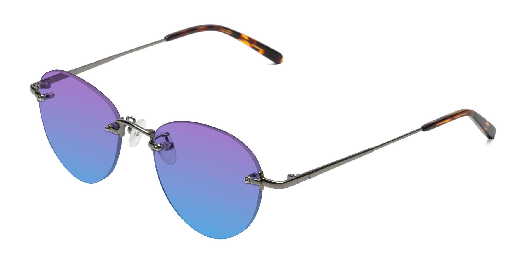 Angle of Quinn in Gunmetal with Purple / Blue Gradient Lenses