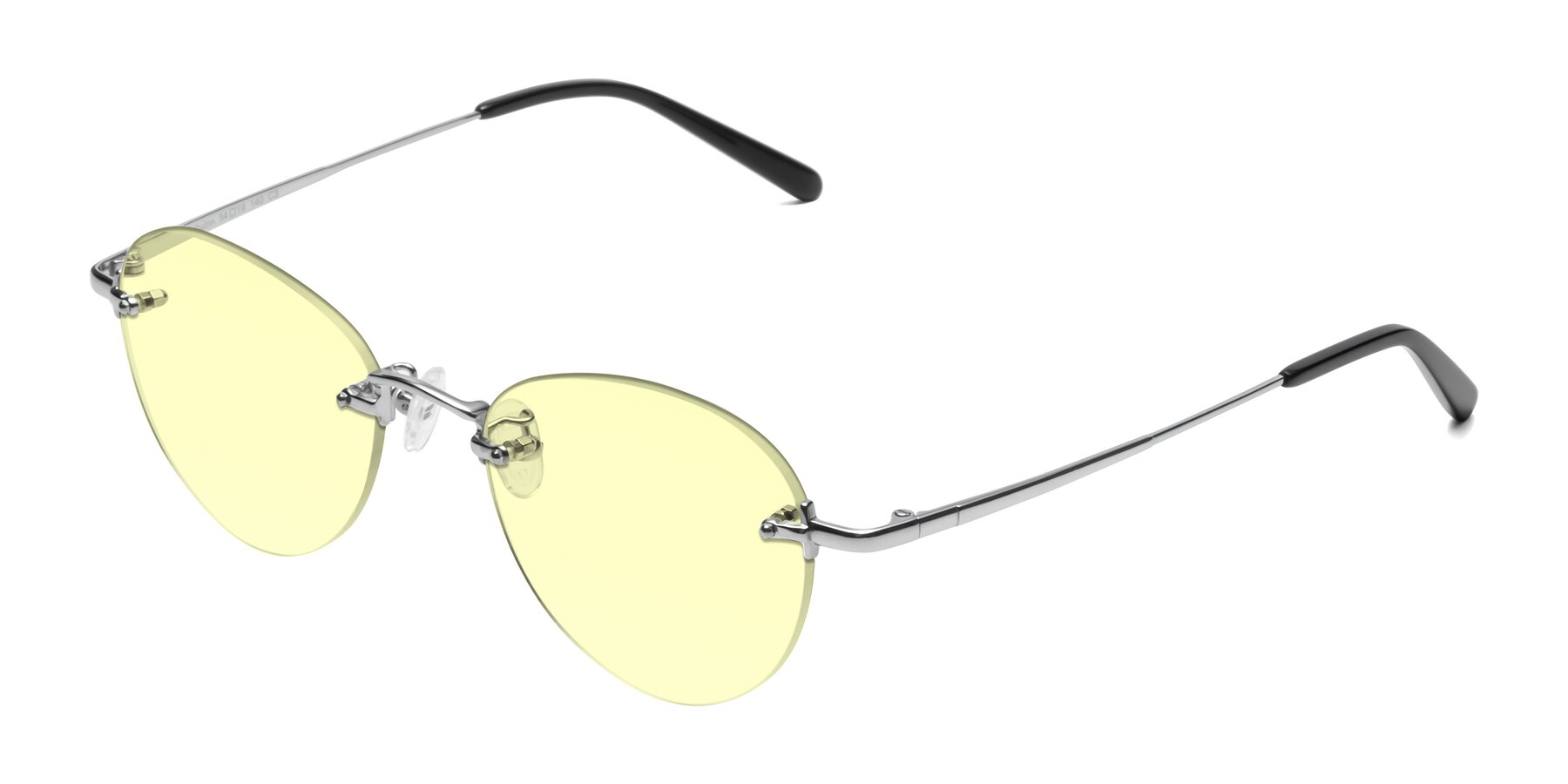 Angle of Quinn in Silver with Light Yellow Tinted Lenses