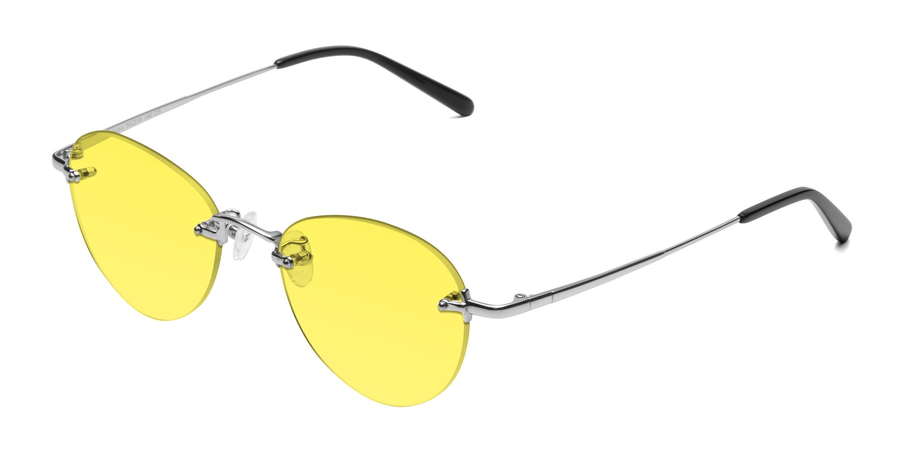 Angle of Quinn in Silver with Medium Yellow Tinted Lenses