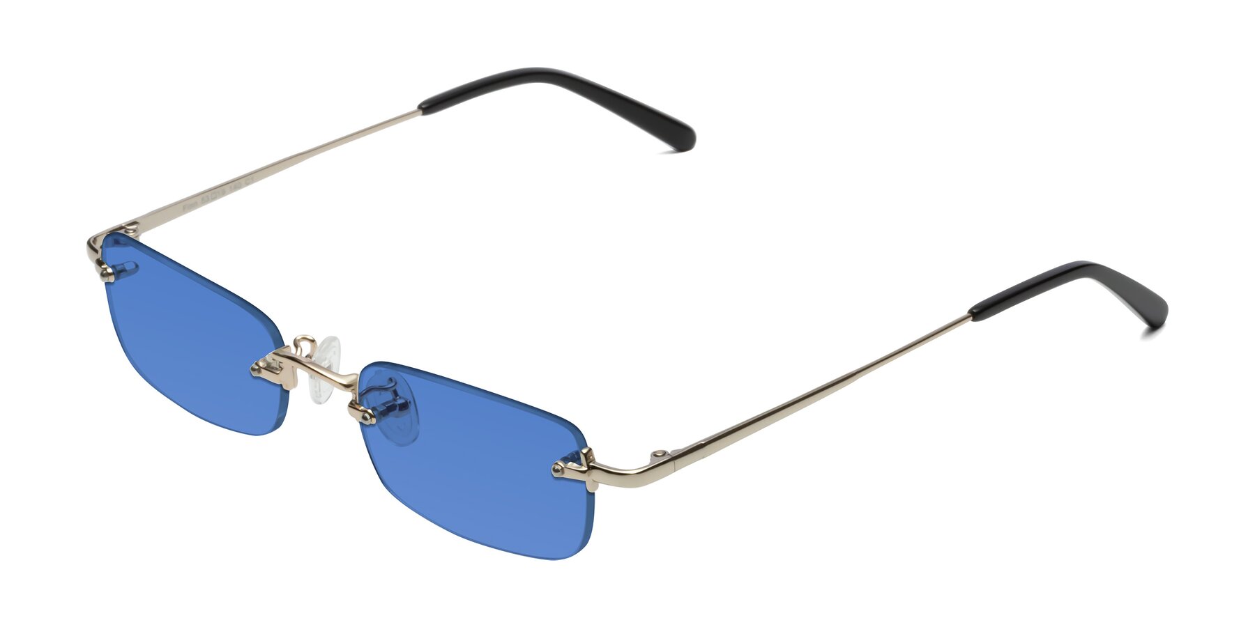 Angle of Finn in Light Gold with Blue Tinted Lenses