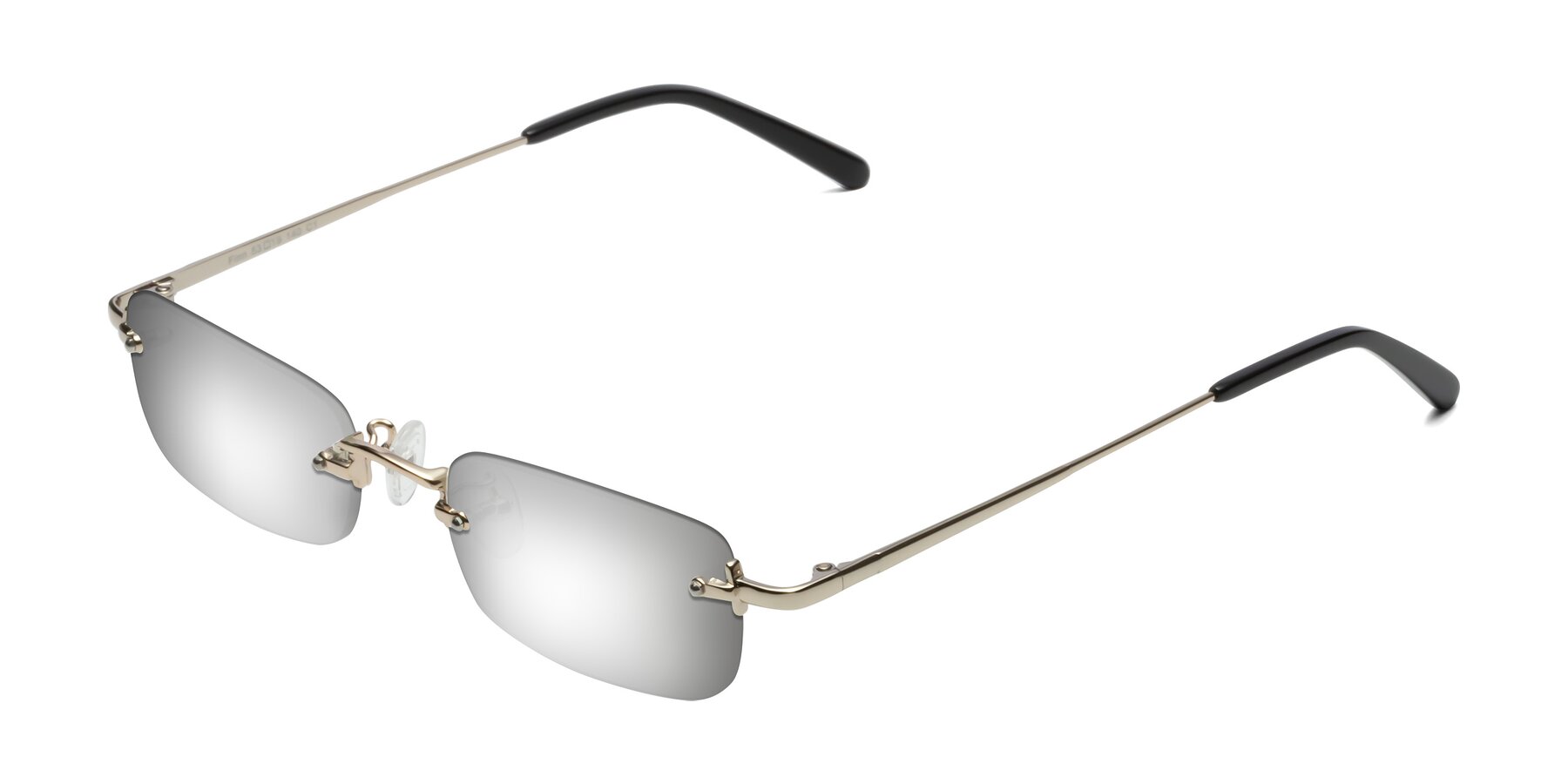 Angle of Finn in Light Gold with Silver Mirrored Lenses