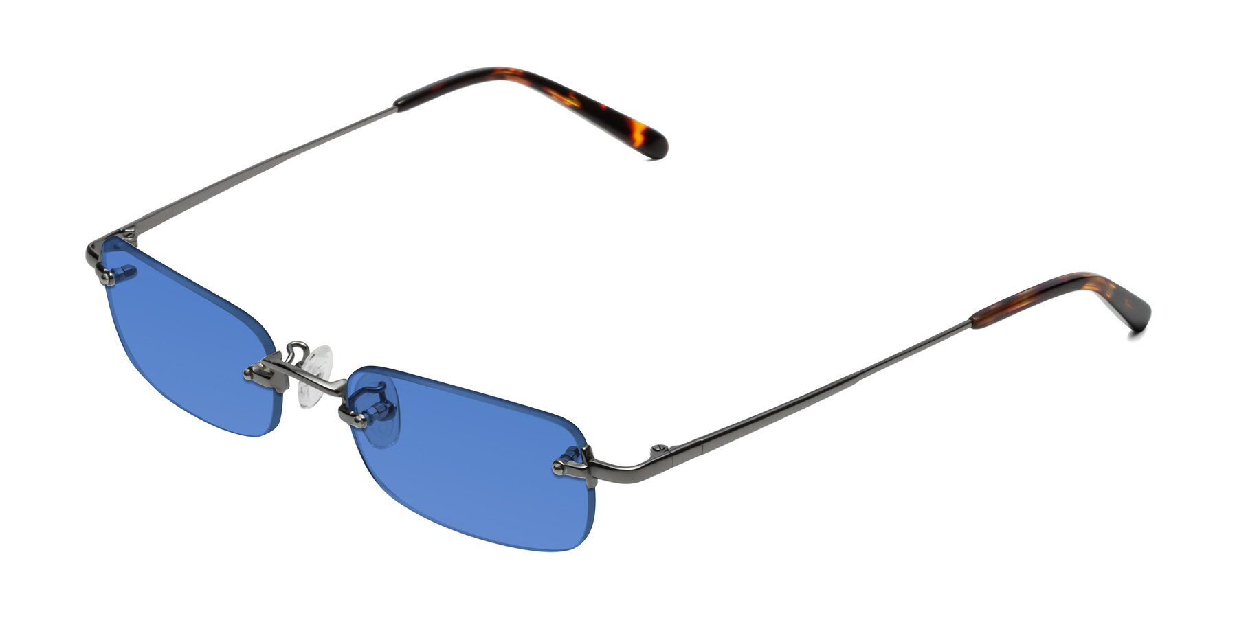Angle of Finn in Gunmetal with Blue Tinted Lenses
