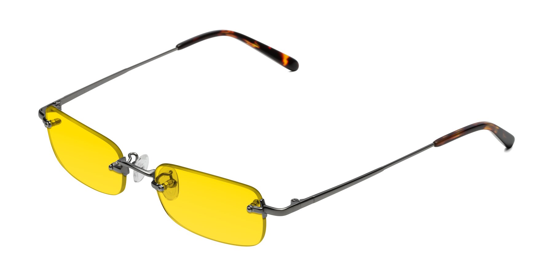 Angle of Finn in Gunmetal with Yellow Tinted Lenses