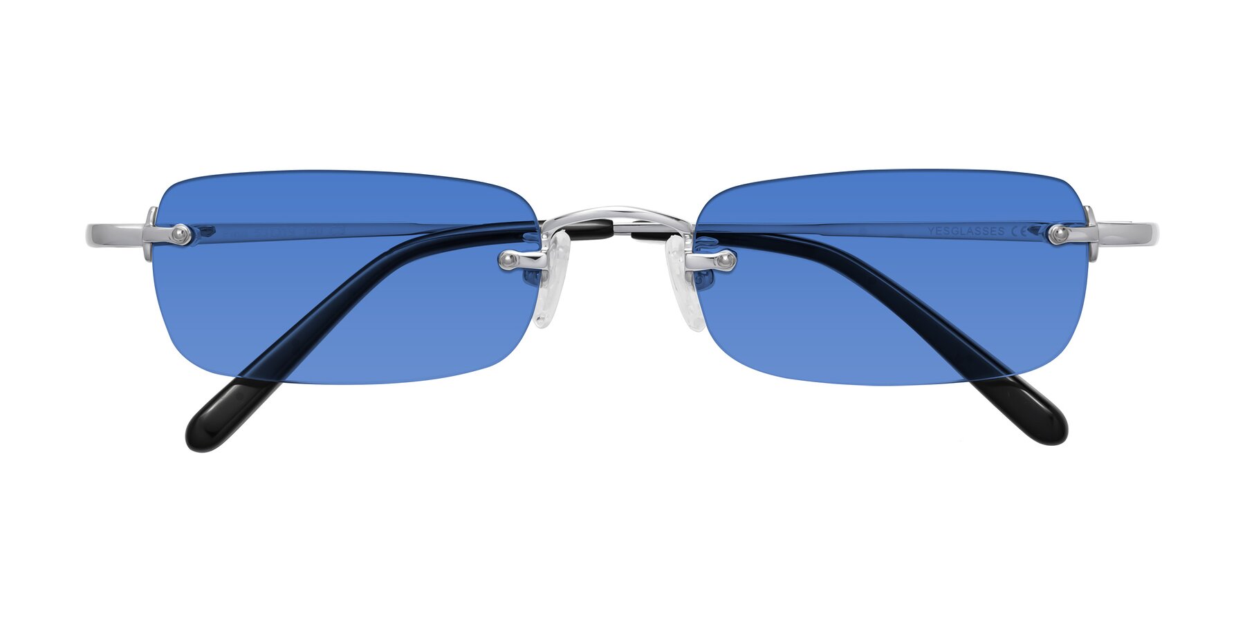 Folded Front of Finn in Silver with Blue Tinted Lenses