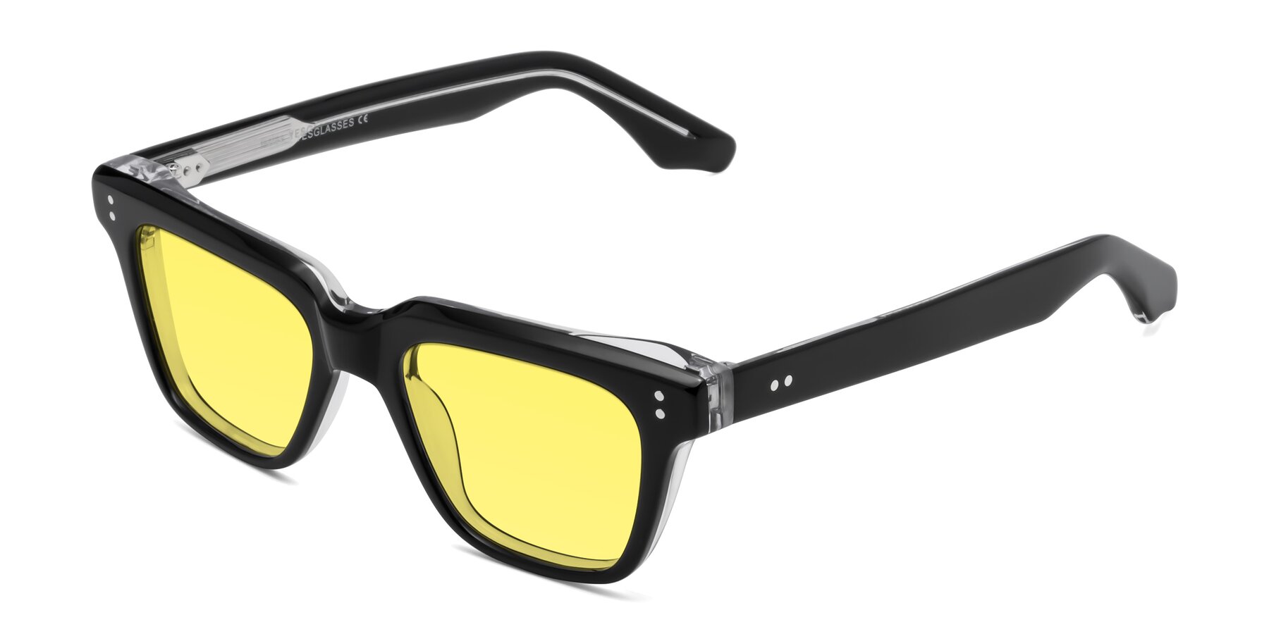 Angle of Gates in Black-Clear with Medium Yellow Tinted Lenses