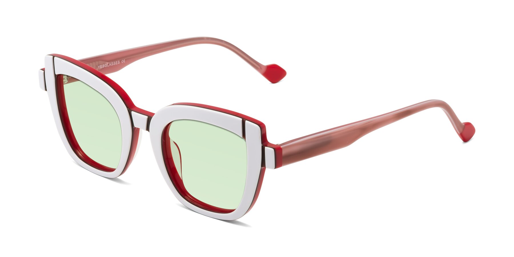 Angle of Sato in White-Red with Light Green Tinted Lenses