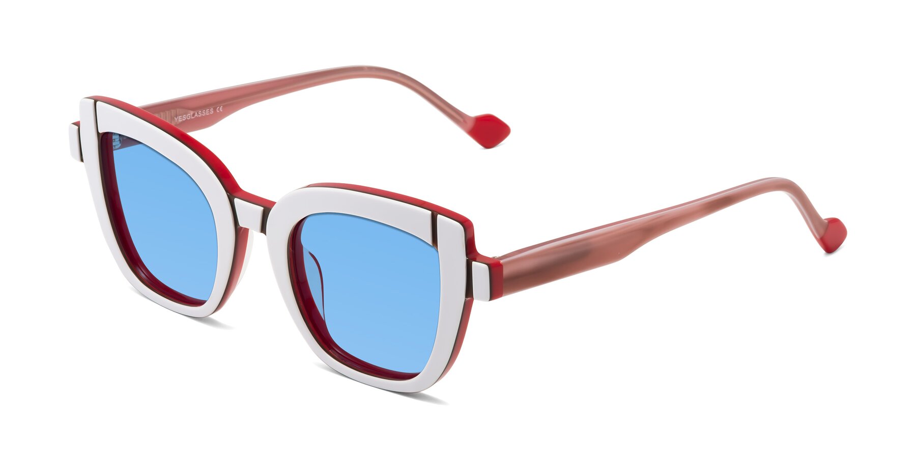 Angle of Sato in White-Red with Medium Blue Tinted Lenses