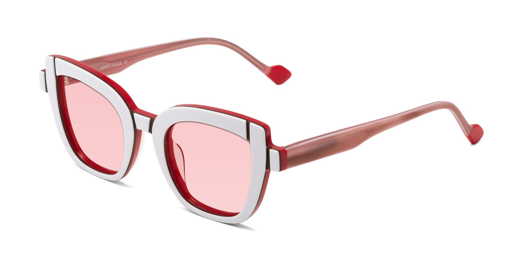 Angle of Sato in White-Red with Light Garnet Tinted Lenses