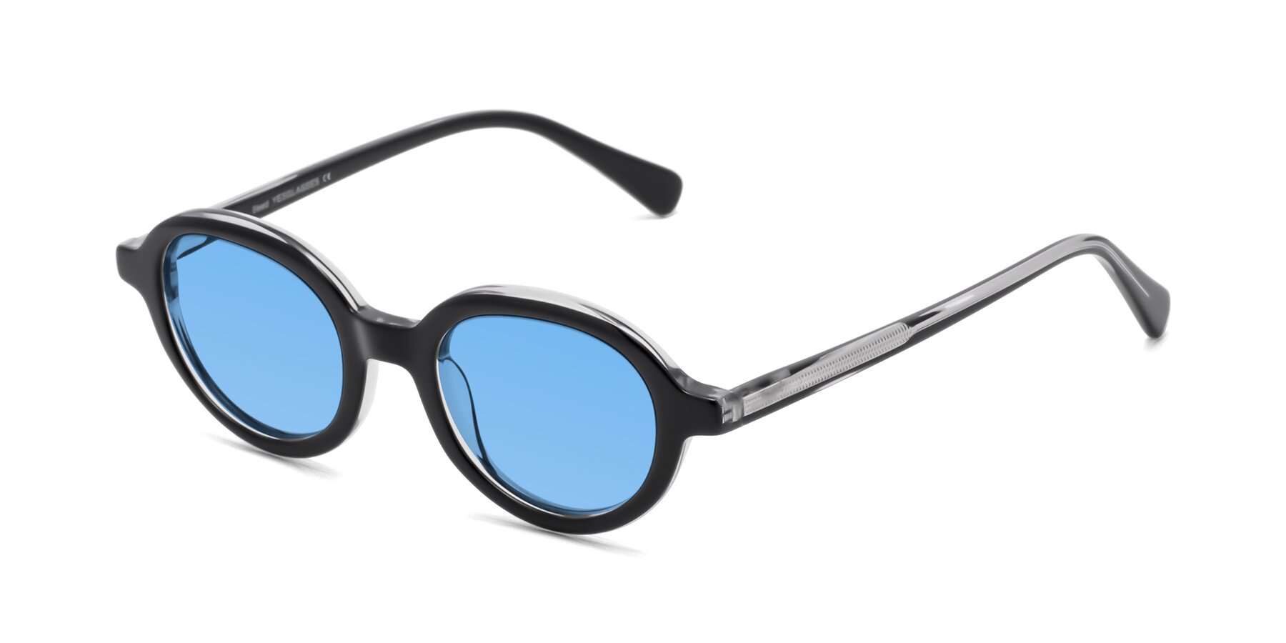 Angle of Seed in Black-Clear with Medium Blue Tinted Lenses