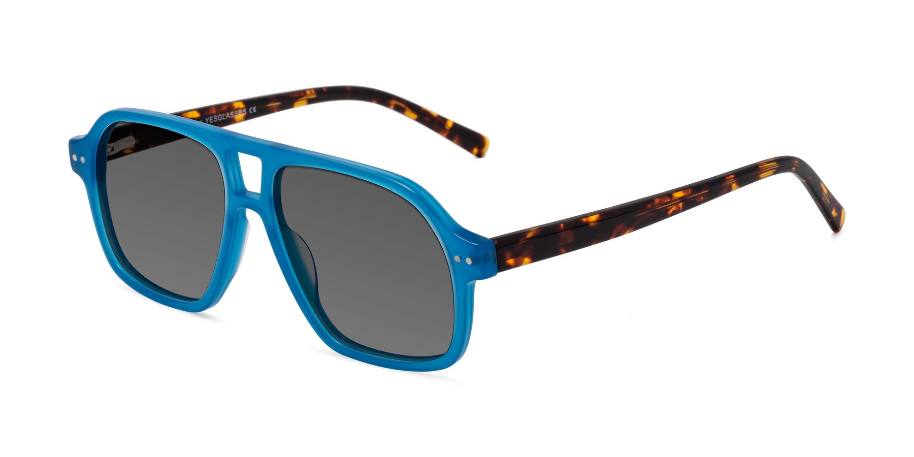 Angle of Kingston in Sky Blue-Tortoise with Medium Gray Tinted Lenses