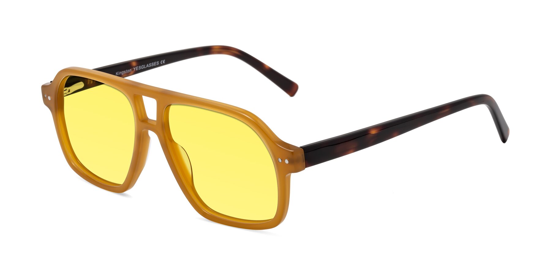 Angle of Kingston in Caramel-Tortoise with Medium Yellow Tinted Lenses