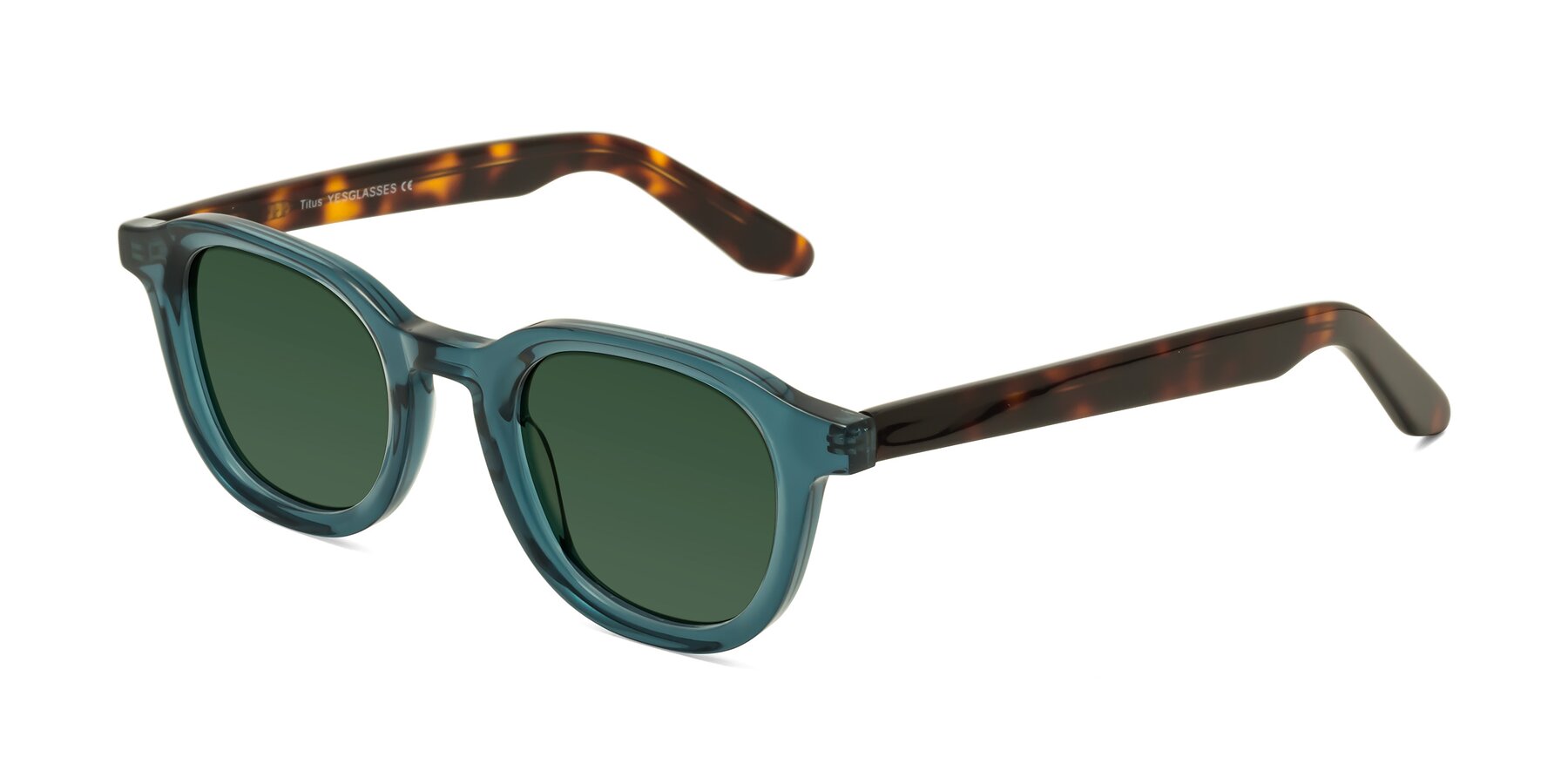 Angle of Titus in Peacock-Tortoise with Green Tinted Lenses