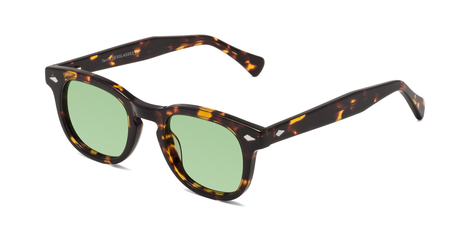 Angle of Tanna in Tortoise with Medium Green Tinted Lenses