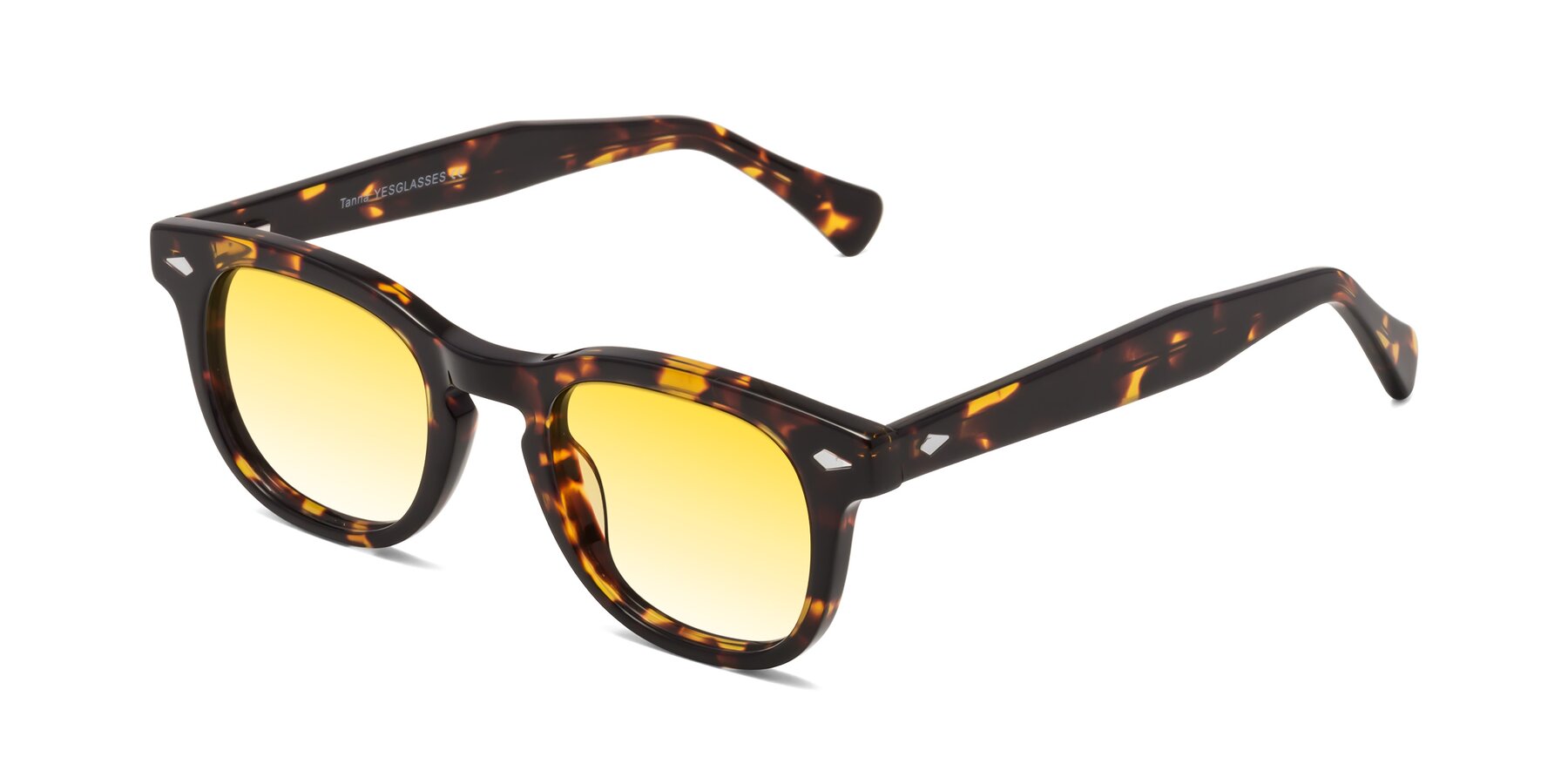 Angle of Tanna in Tortoise with Yellow Gradient Lenses