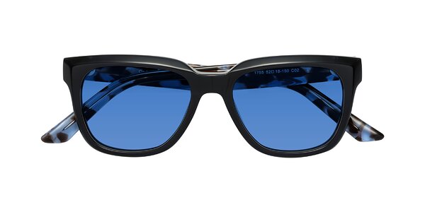 Front of Cade in Dark Blue / Tortoise