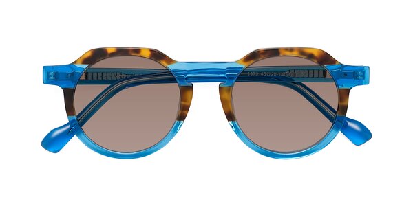 Front of Vesper in Tortoise / Blue