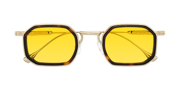 Front of Fresh in Tortoise / Gold