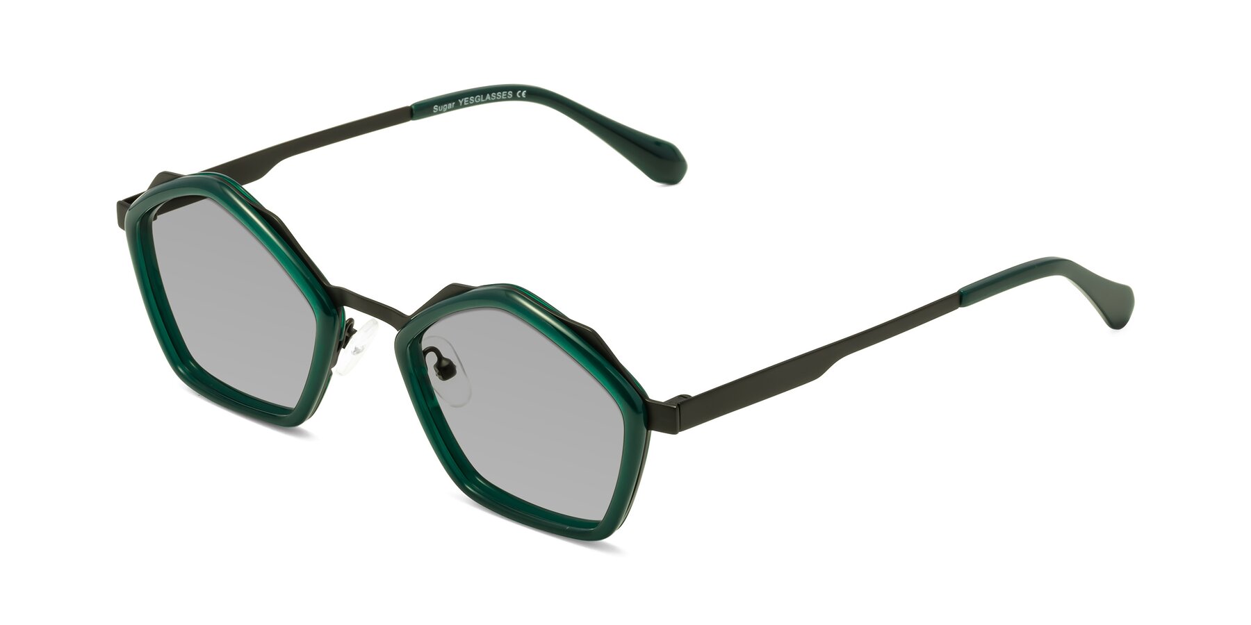 Angle of Sugar in Jade-Black with Light Gray Tinted Lenses