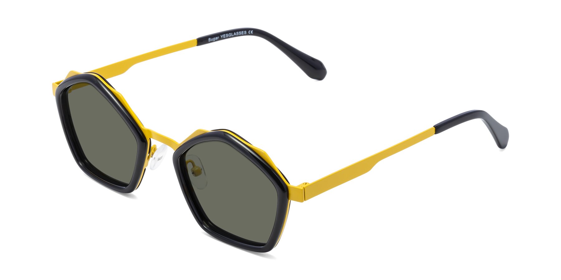 Angle of Sugar in Black-Yellow with Gray Polarized Lenses