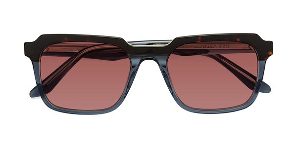 Front of Zell in Tortoise / Blue