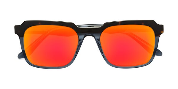 Front of Zell in Tortoise / Blue