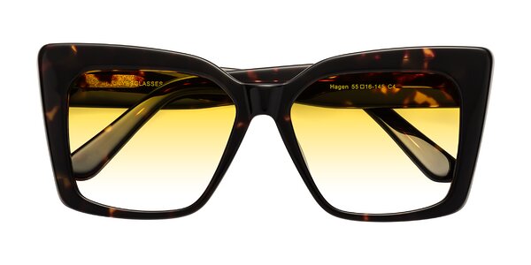 Front of Hagen in Tortoise