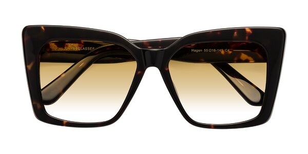 Front of Hagen in Tortoise