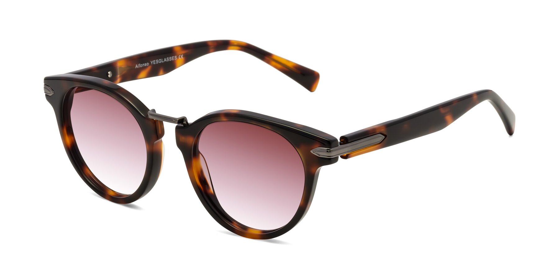 Angle of Alfonso in Tortoise with Garnet Gradient Lenses