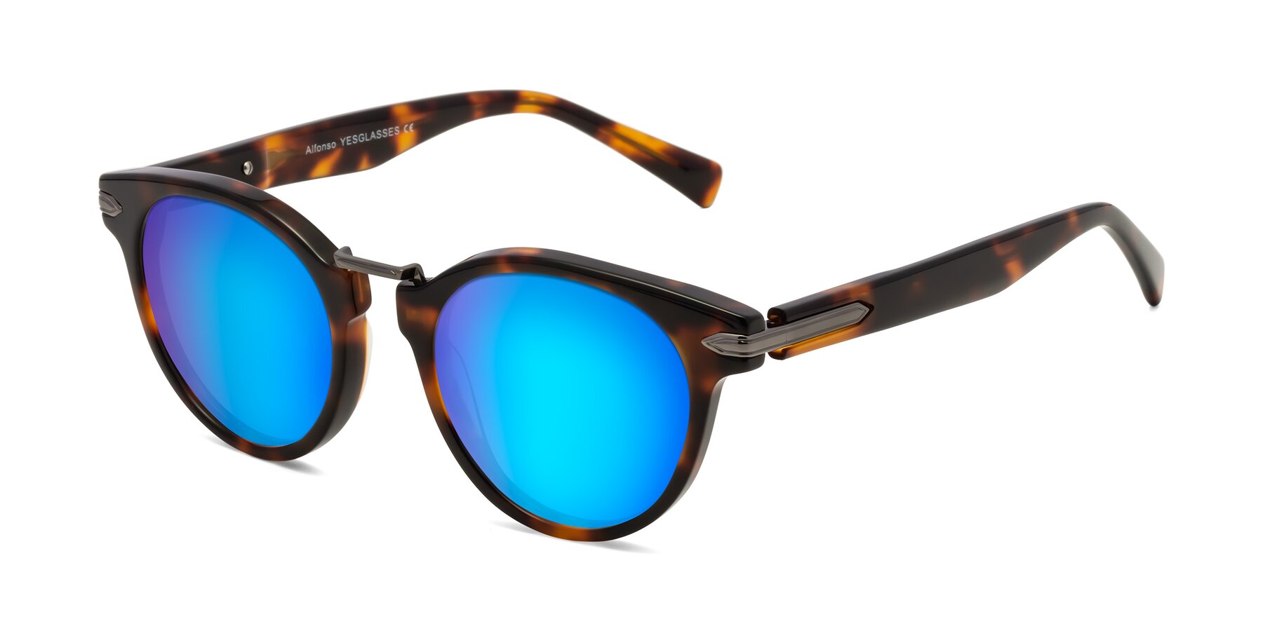Angle of Alfonso in Tortoise with Blue Mirrored Lenses