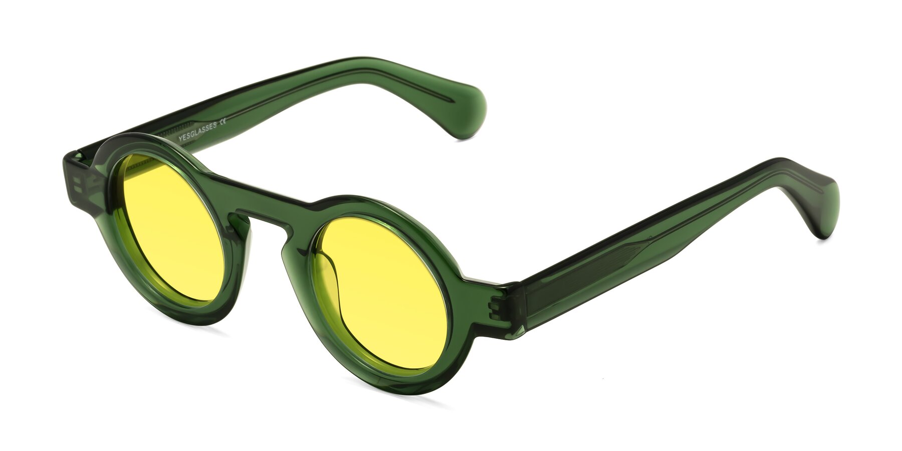 Angle of Oboe in Jade Green with Medium Yellow Tinted Lenses