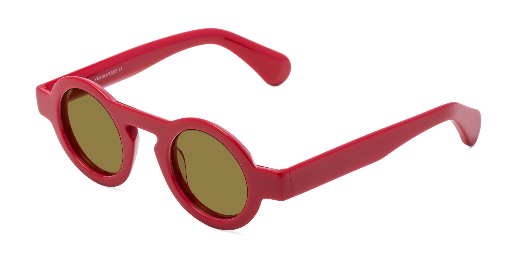 Angle of Oboe in Red with Brown Polarized Lenses