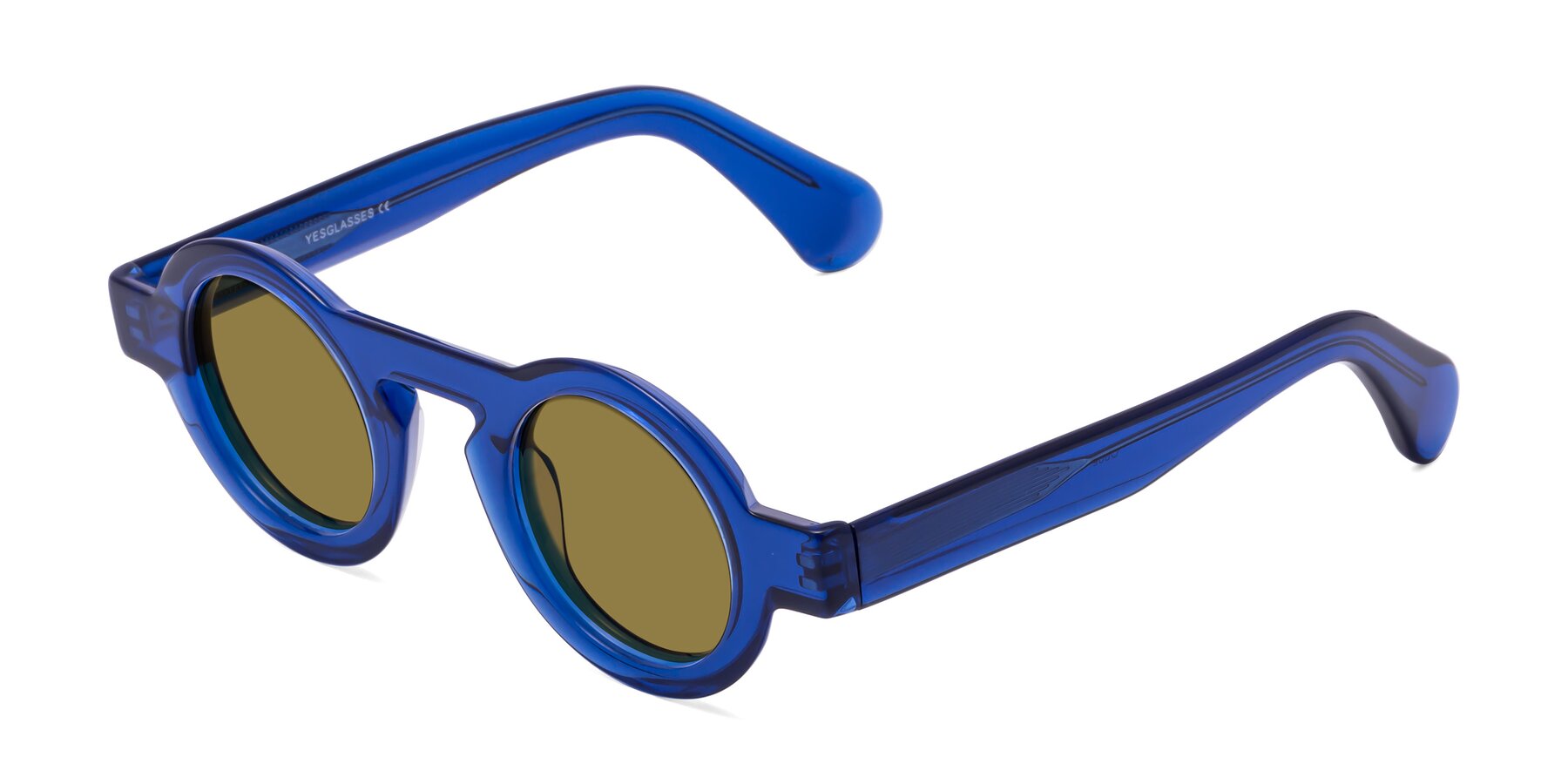 Angle of Oboe in Blue with Brown Polarized Lenses