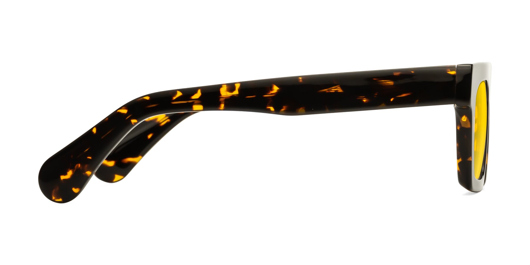 Side of Senda in Tortoise with Yellow Tinted Lenses