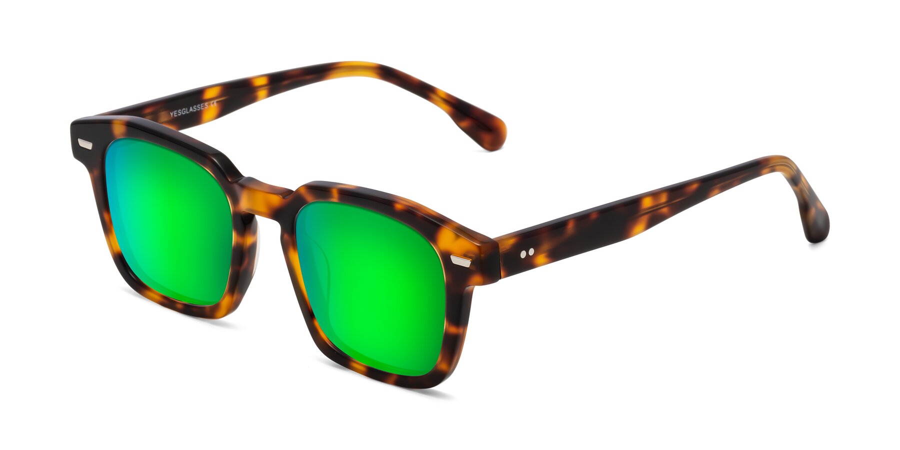 Angle of Finesse in Tortoise with Green Mirrored Lenses