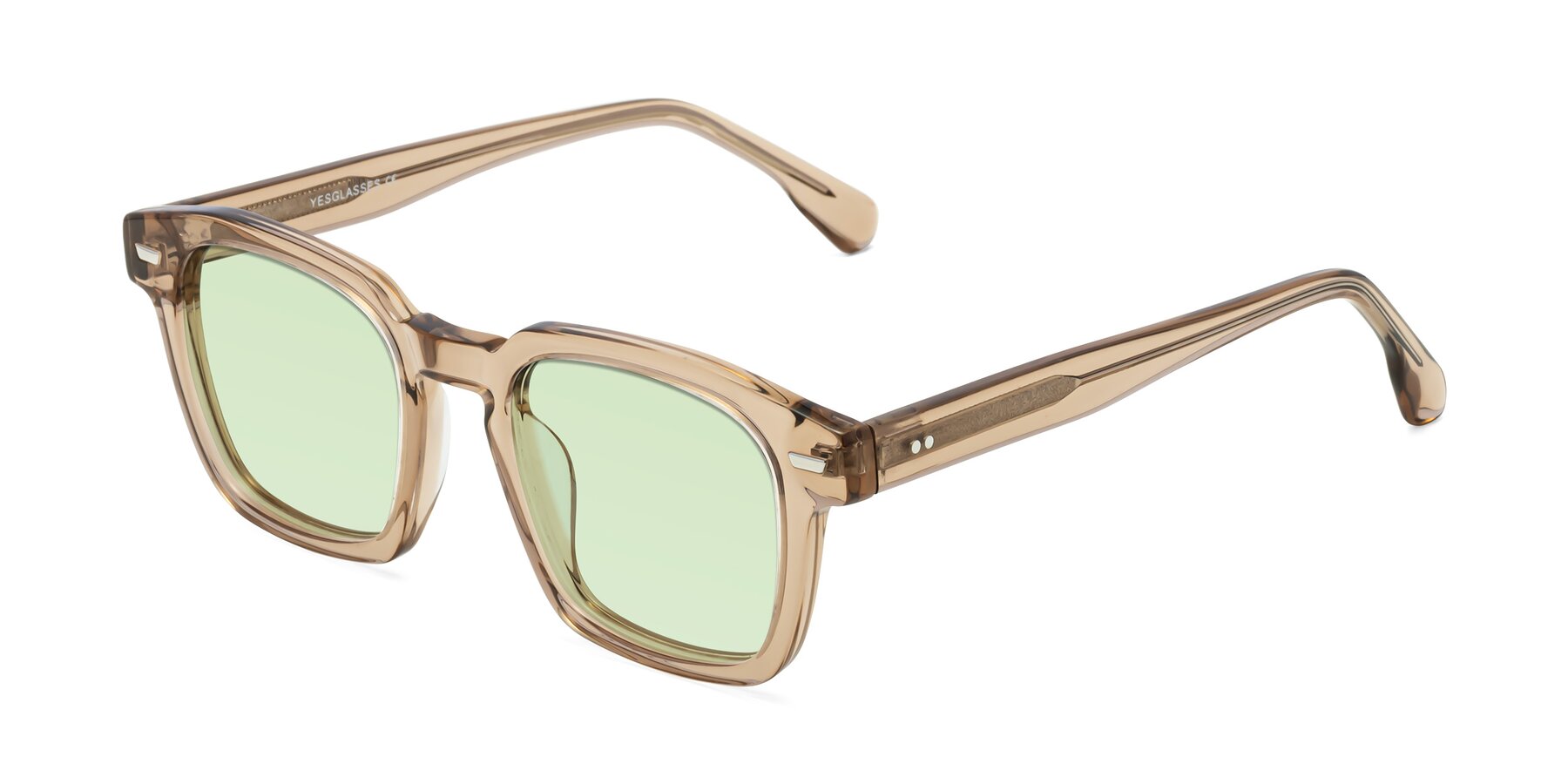 Angle of Finesse in Champagne with Light Green Tinted Lenses