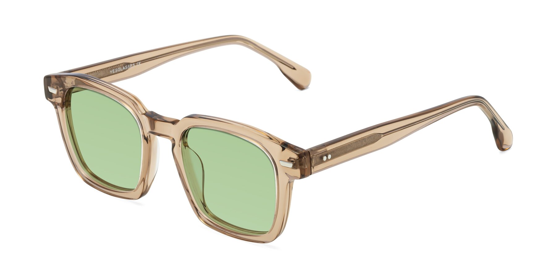 Angle of Finesse in Champagne with Medium Green Tinted Lenses